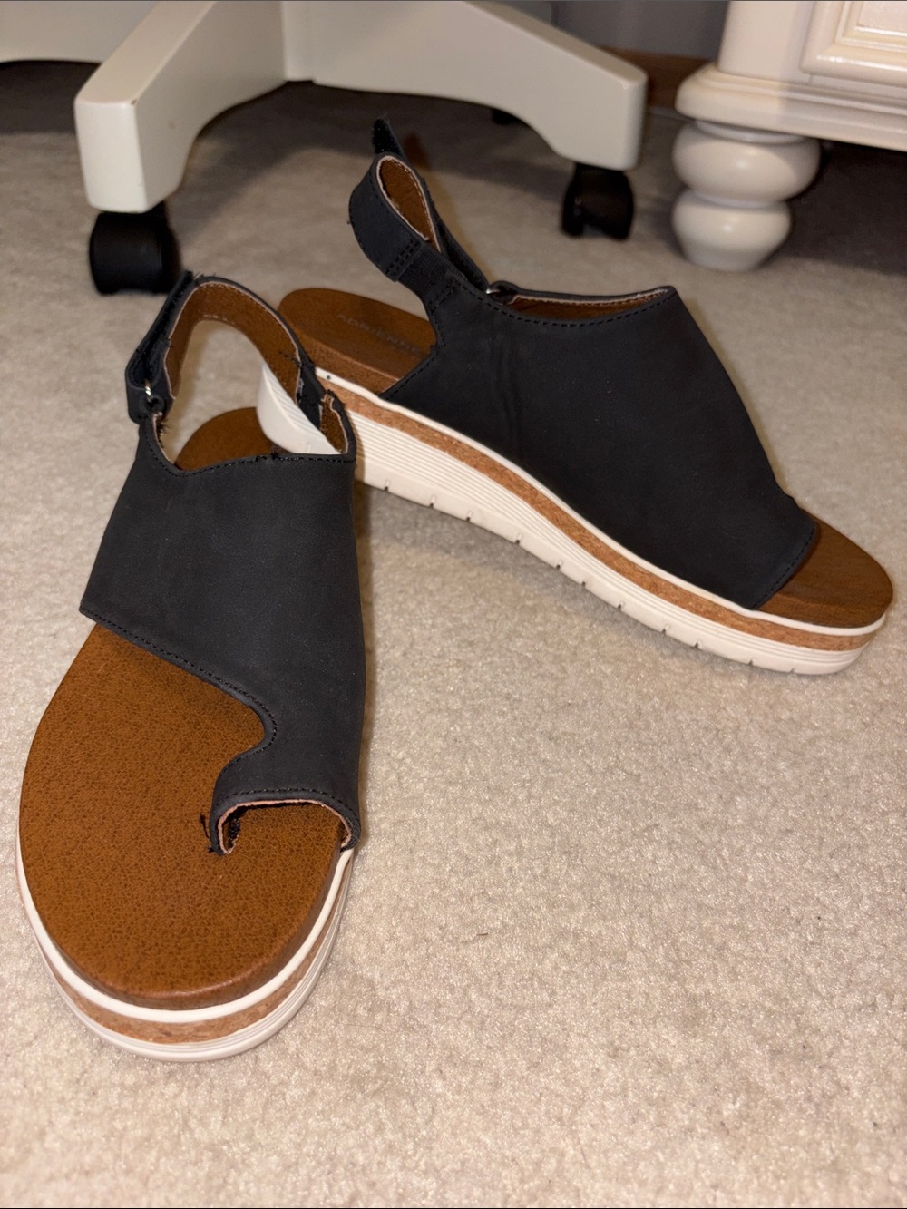 Adrienne Vittadini Sport Pesa Platform Wedge Sandal